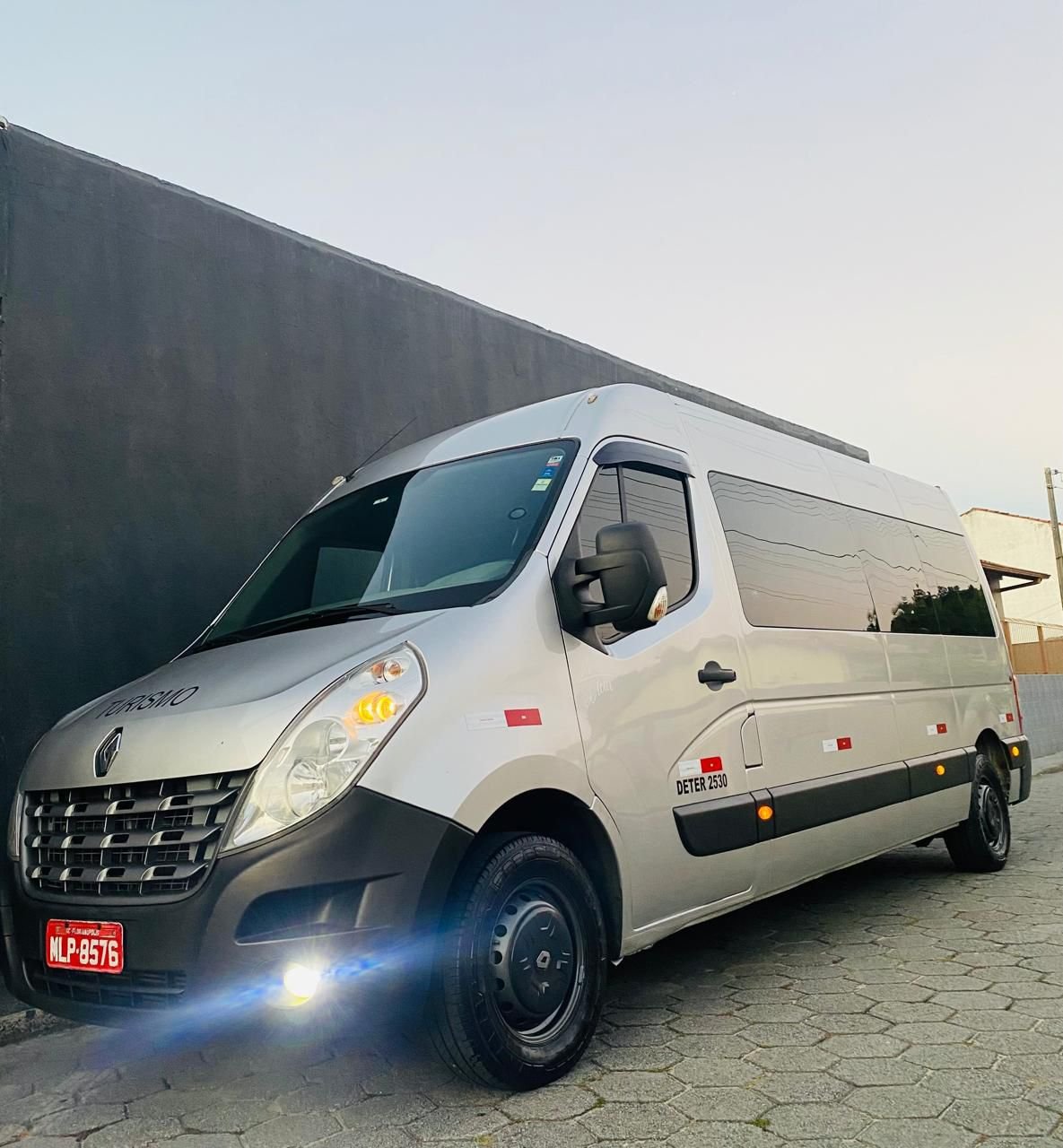 Interior de van executiva